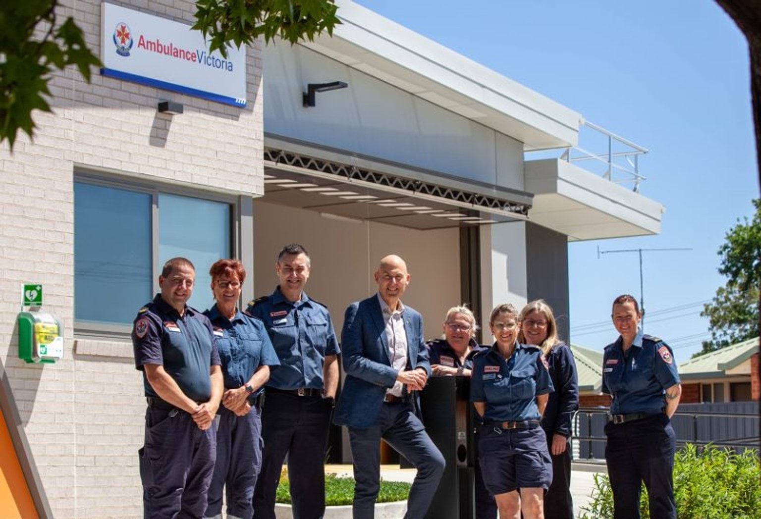 AV Loddon Mallee Regional Director Matt McCrohan and Interim Chief Executive Officer Andrew Crisp visited the new branch and crew at Rochester